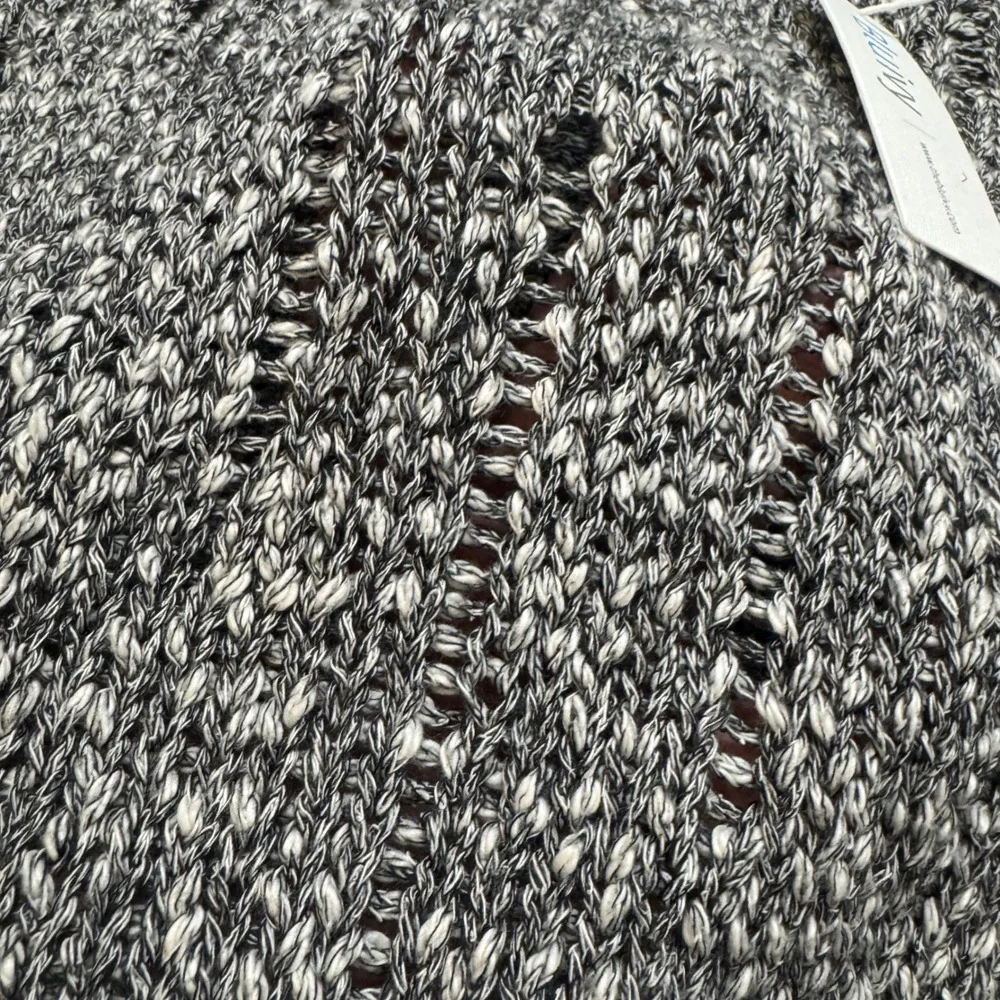 NWT Bluivy Young Contemporary Women's Gray Speckled Knit‎ Sweater M/L